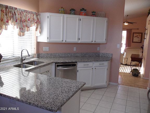 4th image of 751 E Windsong Dr