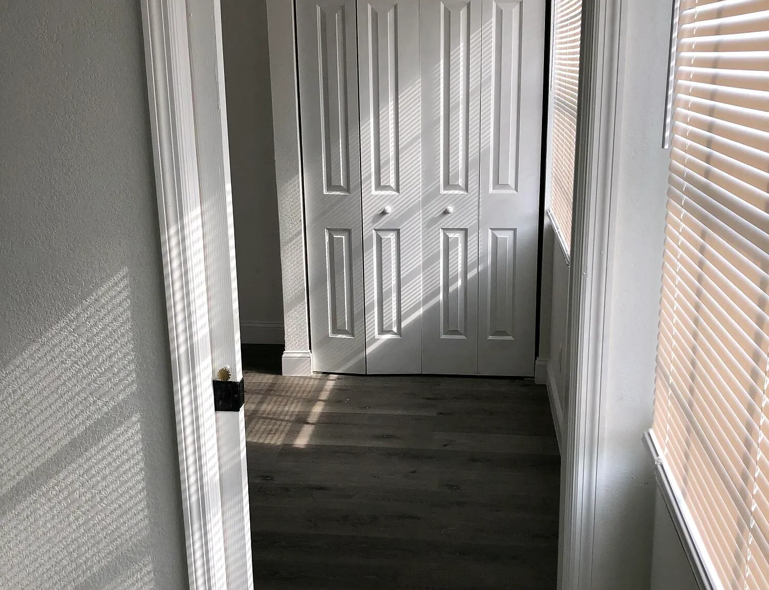 1 bed, 1.0 bath, 400 sqft, $1,600 — Photo 4