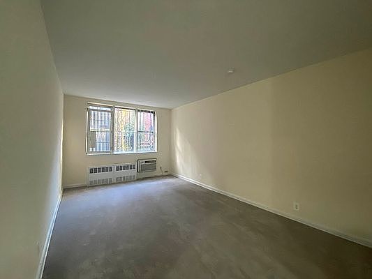 1st image of 204 W 14th St #2J