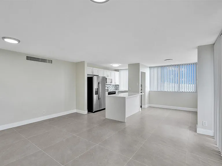 4222 Inverrary Blvd #4810 — Photo 8
