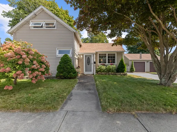 40 Lester Avenue, Stonington, CT 06379