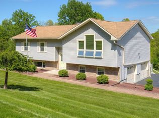 9 Lydia Dr, Wappingers Falls, NY 12590
