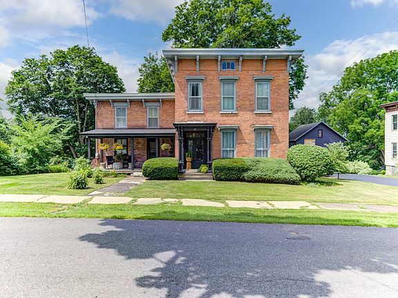 2nd image of 23 Prospect St