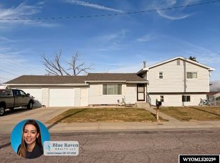 1850 W Walnut St, Wheatland, WY 82201