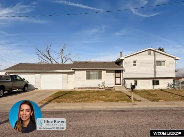 1850 W Walnut St, Wheatland, WY 82201