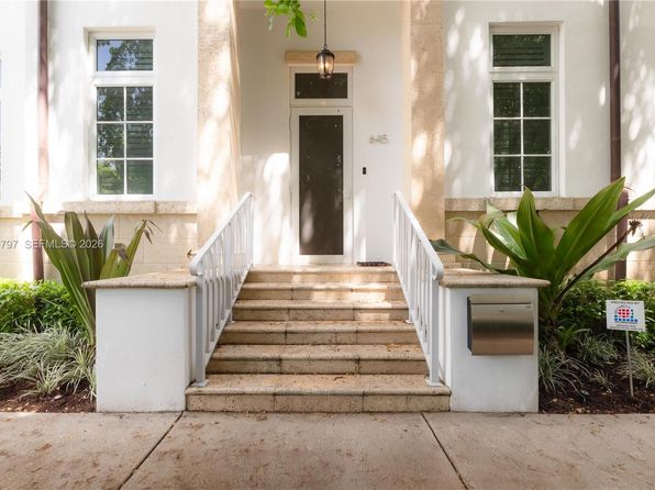 645 Santander Ave Unit 2