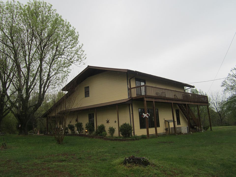 2nd image of 2410 N 4th Ave