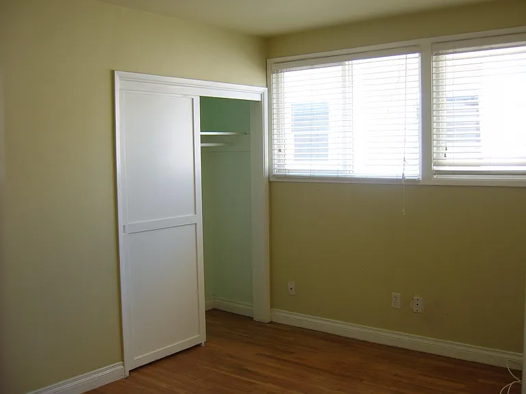 237 Bonair St — Photo 5