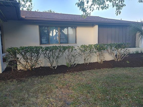 5th image of 13 Claridge Ct S #13