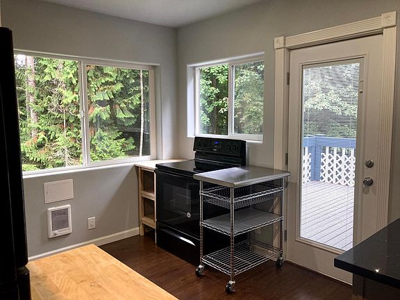 3rd image of 13255 Dogwood Ave NW