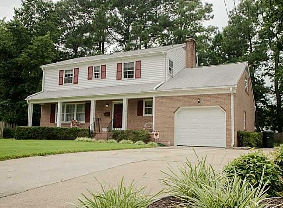 2nd image of 308 Williamsburg Ct