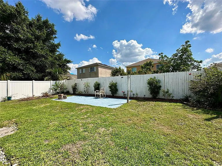 1116 Timberbend Cir — Photo 31