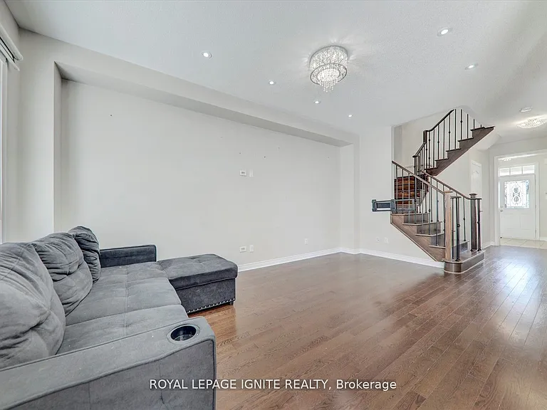 102 Garrardview St — Photo 7
