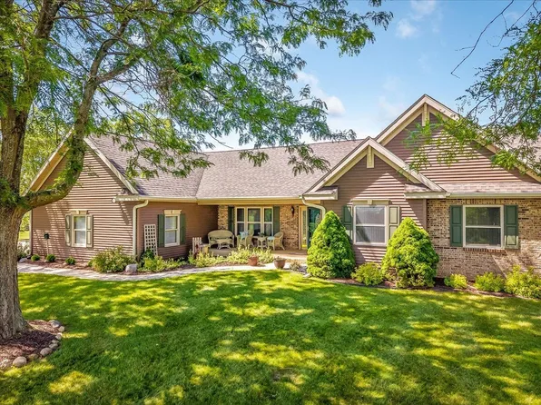 28-80 Highland Ct, Lanark, IL 61046