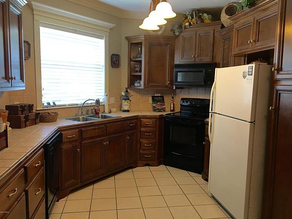 5th image of 103 Kings Harbour Dr