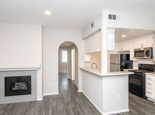 520 N Hollywood Way APT 204, Burbank, CA 91505