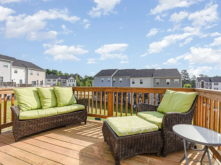 235 Misty Pike Dr — Photo 10