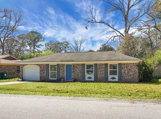 103 Sprucewood Dr, Summerville, SC 29485