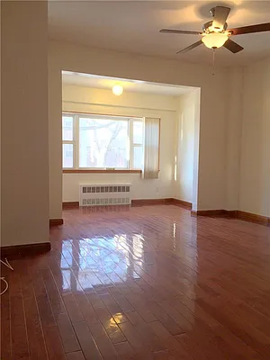 Rented by R New York | media 8