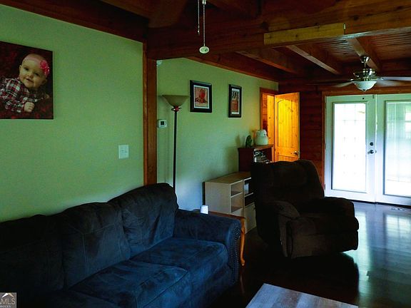 2nd image of 3096 Campground Rd
