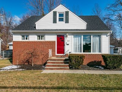 257 E 317th St, Willowick, OH, 44095