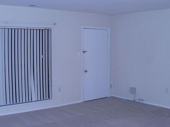 Living Rm/ back door