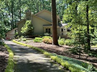 220 Hunters Trl, Walhalla, SC 29691