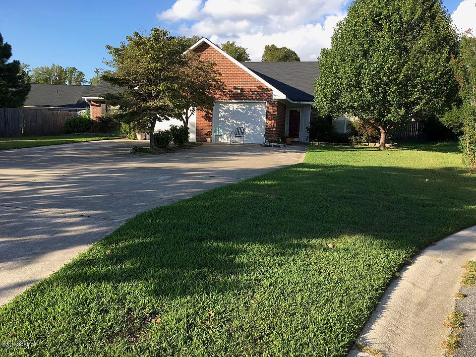 1st image of 2604 Boone Court #B