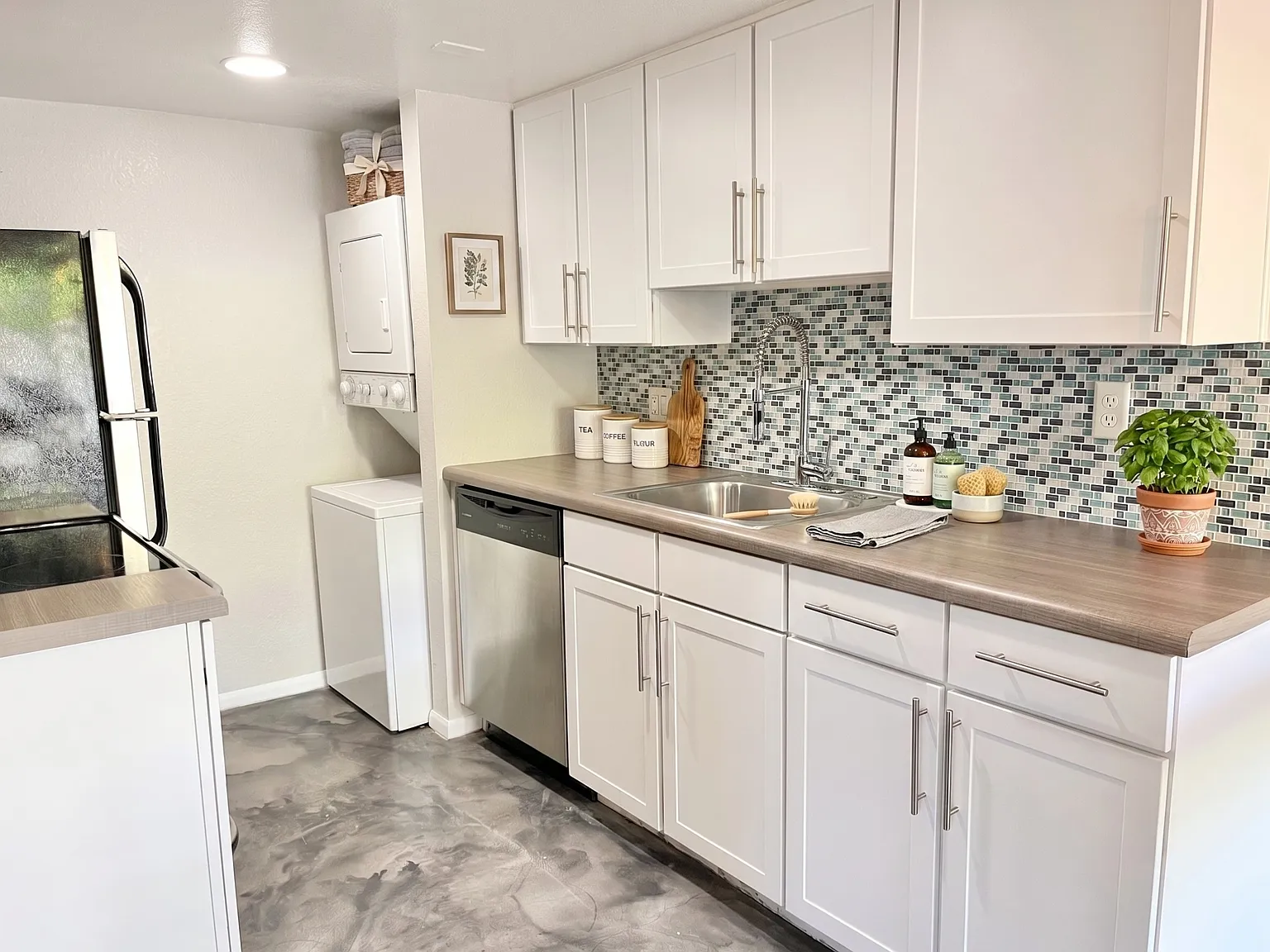 1 bed, 600 sqft, $1,095 — Photo 3