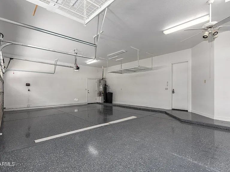 4711 E Buckboard Ct — Photo 35