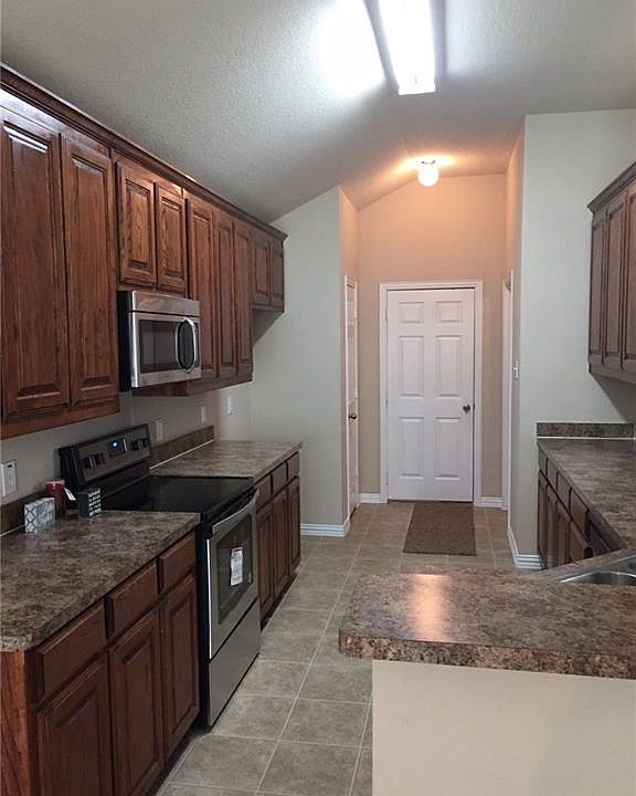 2nd image of 4411 Westcliffe Dr
