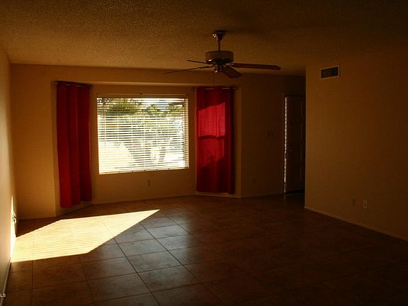 3rd image of 3812 E Dahlia Dr
