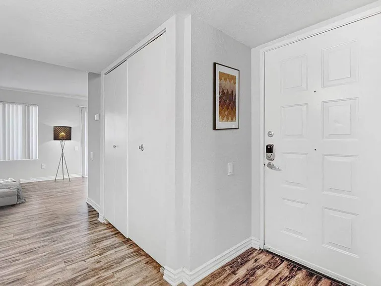 The Park Apartments — Photo 18