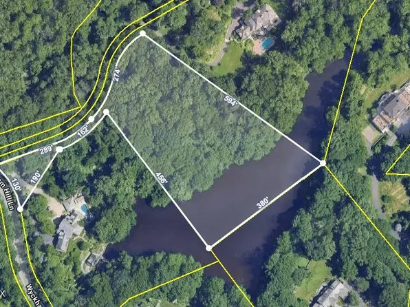 11 Wyckham Hill Ln, Greenwich, CT 06831