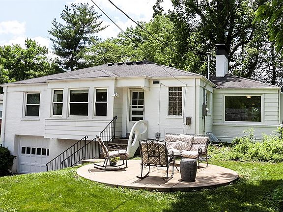 5th image of 47 Holly Dr