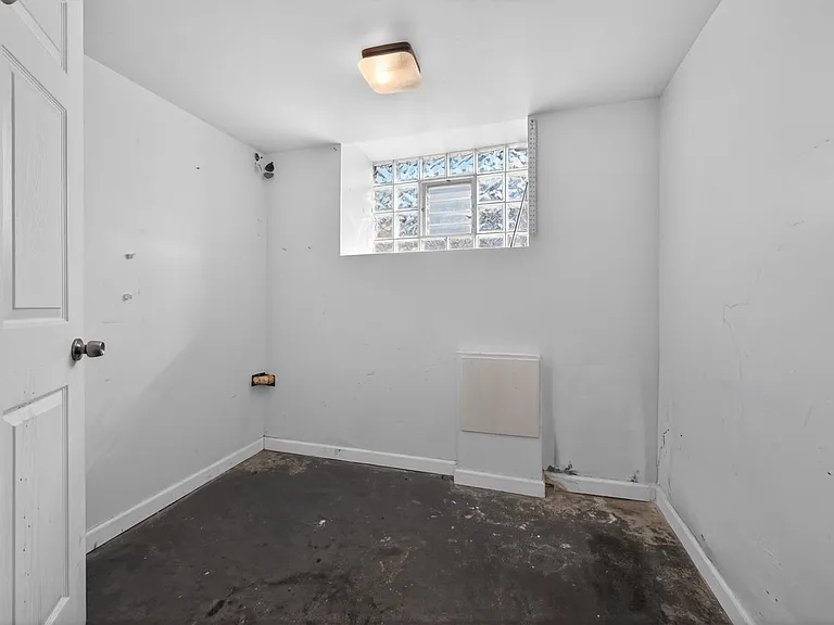 5918 Malta St — Photo 6