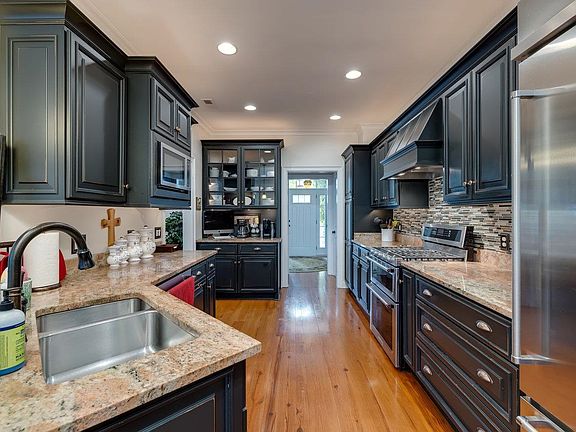 4th image of 3347 Preston Shore Dr
