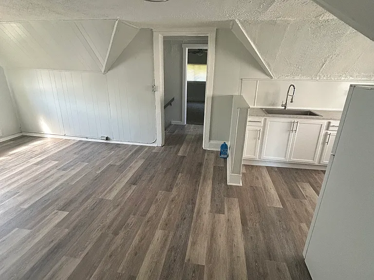 506 Maple St #3 — Photo 11