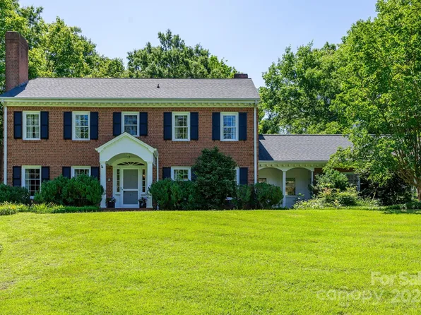 1718 Colony Rd, Salisbury, NC 28144
