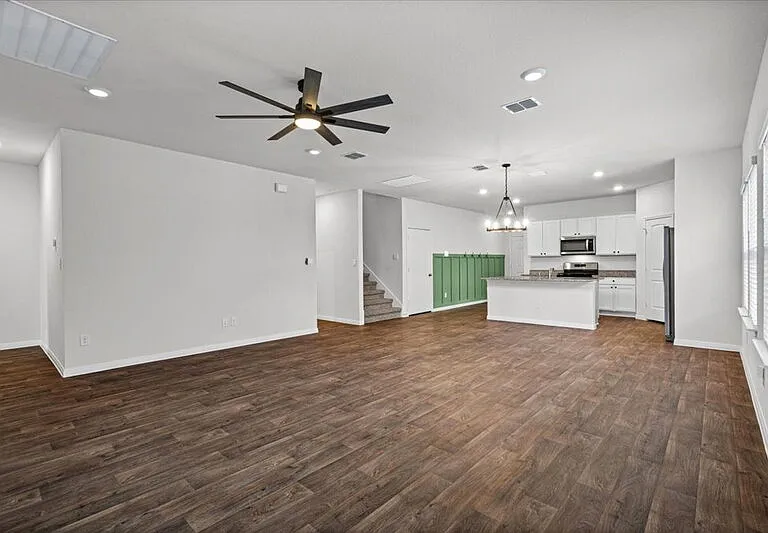 20221 Heinrich Ln — Photo 16