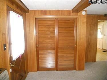 2nd image of 2381 S Seneca Ave