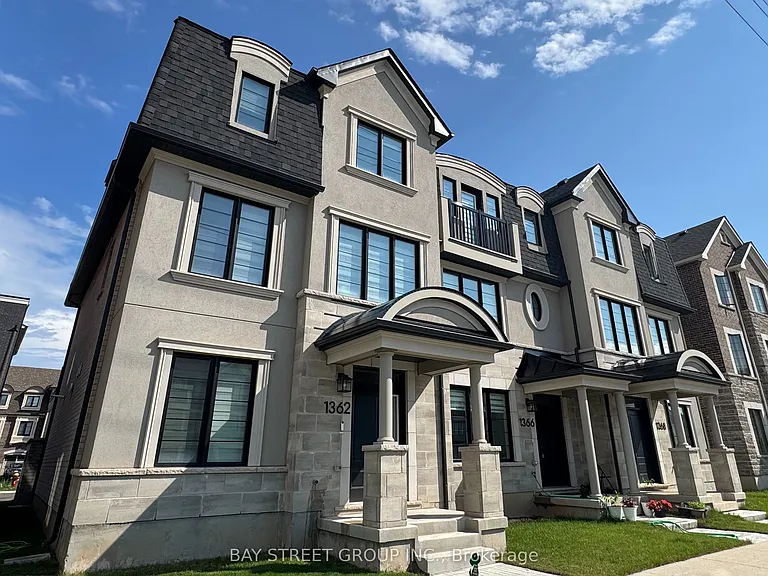 1362 William Halton Pkwy W — Photo 1