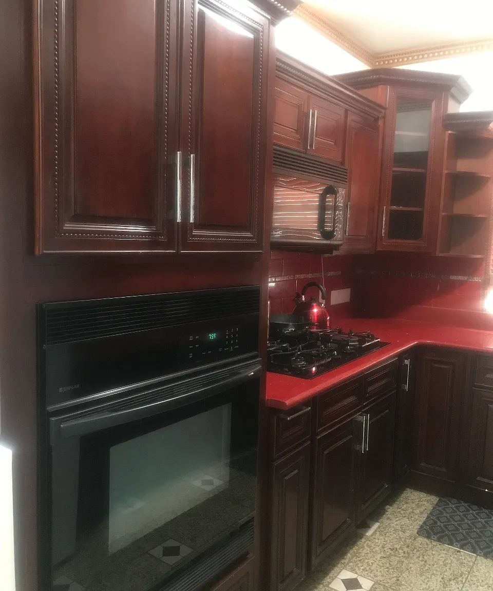 3 bed, 700 sqft, $2,800 — Photo 2