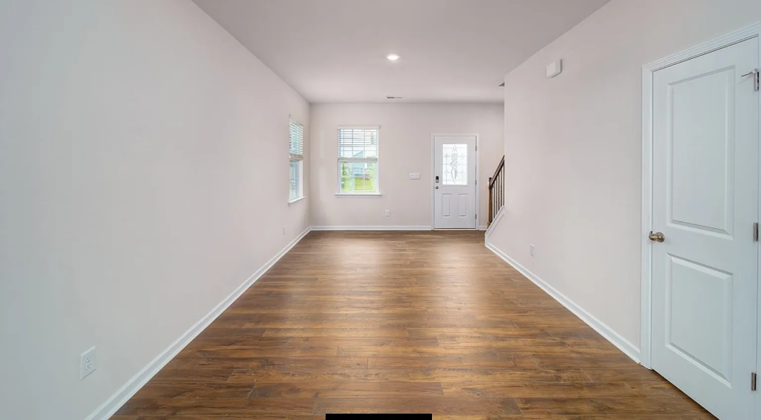 7402 Larwill Ln — Photo 3