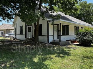 1410 Sycamore St, Commerce, TX 75428