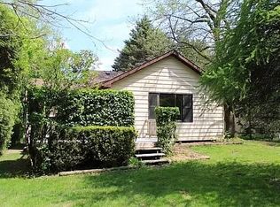 72 Menomonee Rd, Williams Bay, WI 53191