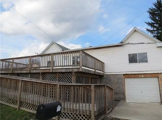 596 Low Hill Rd, Brownsville, PA 15417