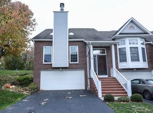 10 Glen Cove Rise, Rochester, NY 14617