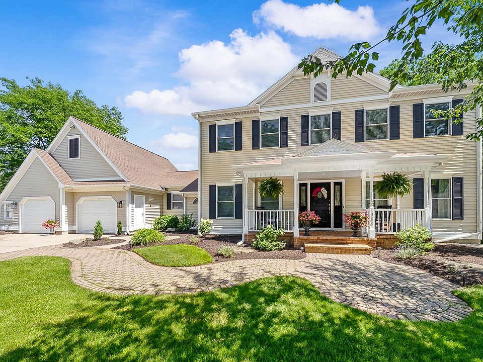 1st image of 1380 Meadow Green Ct SE