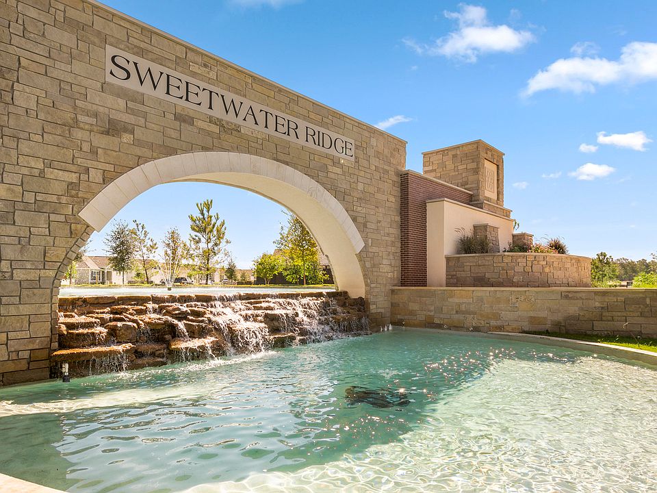 Sweetwater Ridge's entry monument is gorgeous!